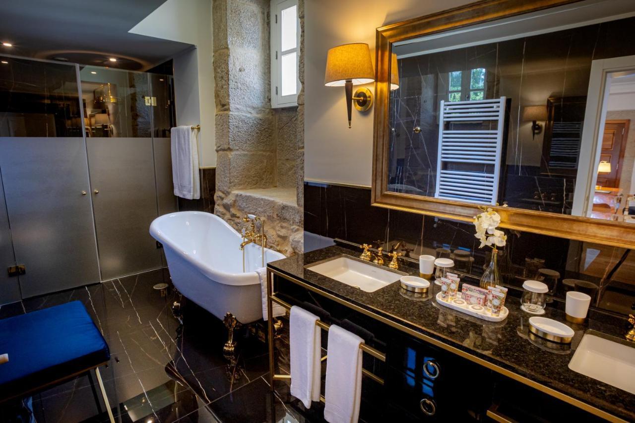 Solar Do Requeijo By Luna Hotels & Resorts Arcos de Valdevez Exteriér fotografie Bathroom